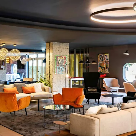 Pullman 4*