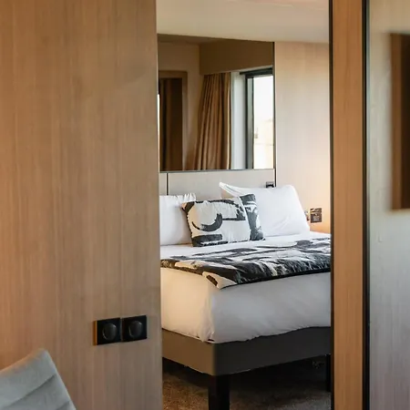 מלון Pullman 4*