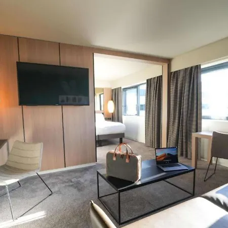 Pullman 4* בורדו