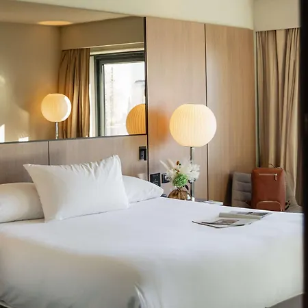 Pullman מלון 4*